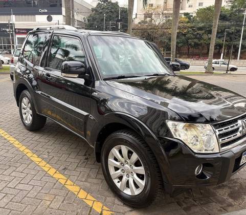 MITSUBISHI PAJERO FULL 3.8 HPE 4X4 V6 24V GASOLINA 2P AUTOMÁTICO