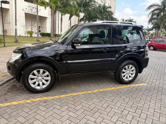 MITSUBISHI-PAJERO FULL-3.8 HPE 4X4 V6 24V GASOLINA 2P AUTOMÁTICO MITSUBISHI-PAJERO FULL-2011