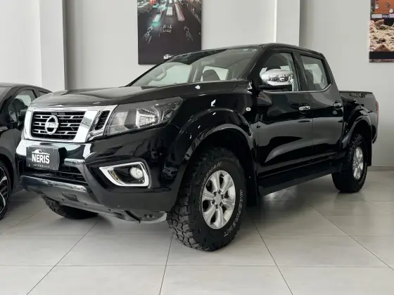 NISSAN FRONTIER 2.3 16V TURBO DIESEL SE CD 4X4 AUTOMÁTICO NISSAN FRONTIER 2.3 16V TURBO DIESEL SE CD 4X4 AUTOMÁTICO