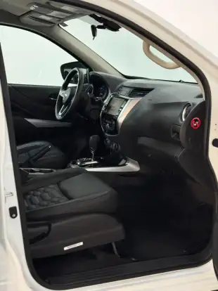 NISSAN-FRONTIER-2024
