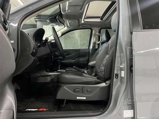 NISSAN-FRONTIER-2025