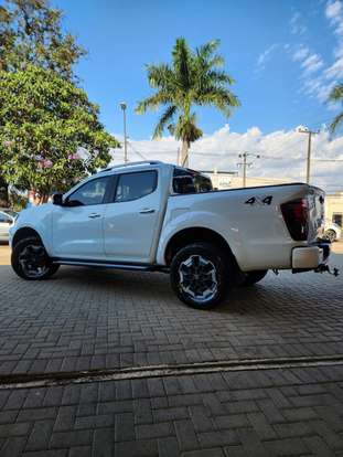NISSAN-FRONTIER-2022