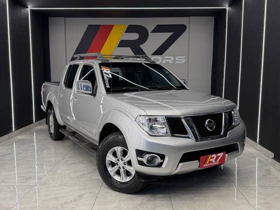 NISSAN FRONTIER 2.5 PLATINUM 4X4 CD TURBO ELETRONIC DIESEL 4P AUTOMÁTICO