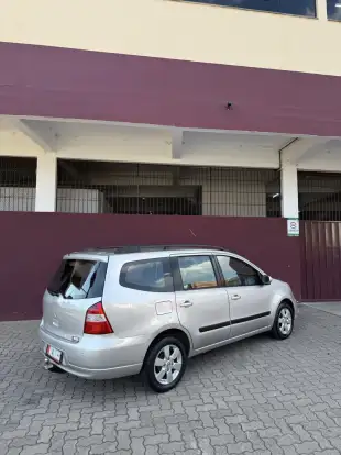 NISSAN-GRAND LIVINA-2011