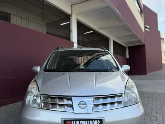 NISSAN-GRAND LIVINA-1.8 SL 16V FLEX 4P AUTOMÁTICO NISSAN-GRAND LIVINA-2011