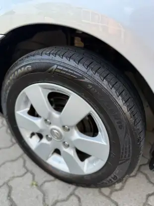 NISSAN-GRAND LIVINA-2011