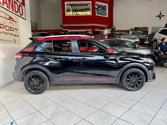 NISSAN-KICKS-2023