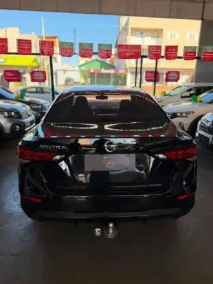 NISSAN-SENTRA-2023