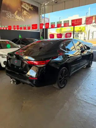 NISSAN-SENTRA-2023