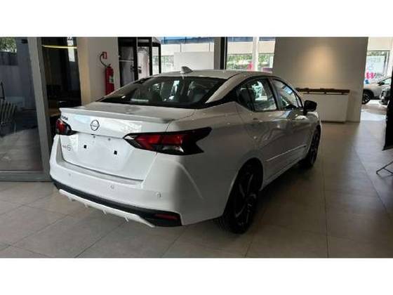 NISSAN VERSA 1.6 16V FLEX EXCLUSIVE XTRONIC
