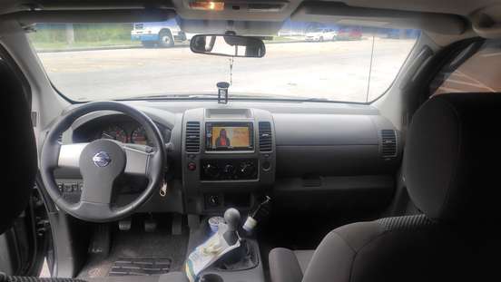 NISSAN-FRONTIER-2011