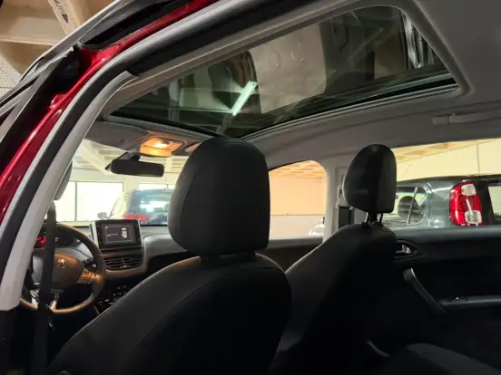 PEUGEOT-2008-2022