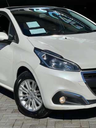 PEUGEOT-208-2016