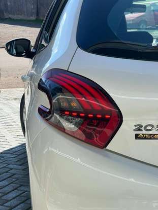 PEUGEOT-208-1.2 ALLURE 12V FLEX 4P MANUAL PEUGEOT-208-2016