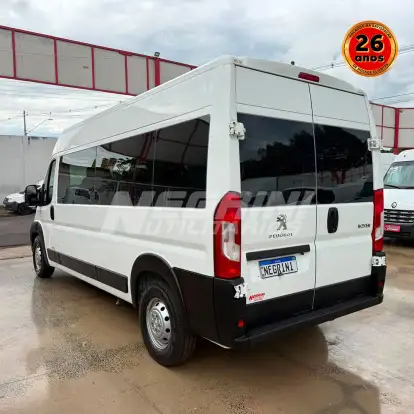 PEUGEOT-BOXER-2019