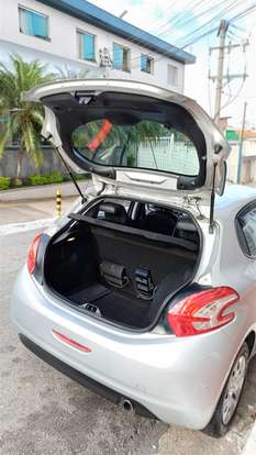 PEUGEOT-208-2014