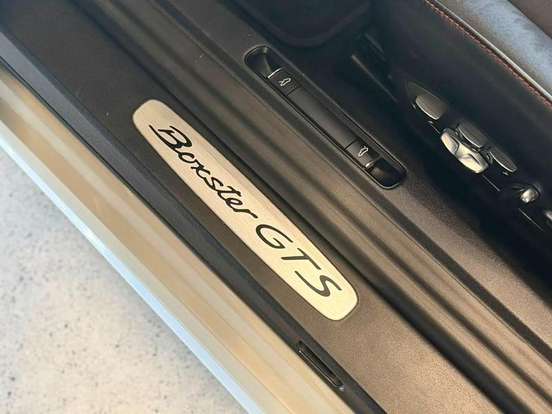 PORSCHE-718-4.0 H6 GASOLINA BOXSTER GTS PDK PORSCHE-718-2024