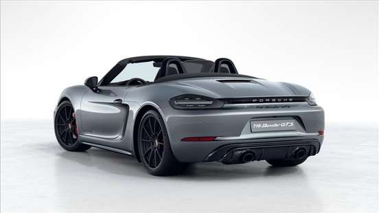 PORSCHE-718-2025