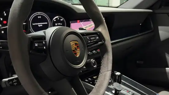 PORSCHE-911-2019