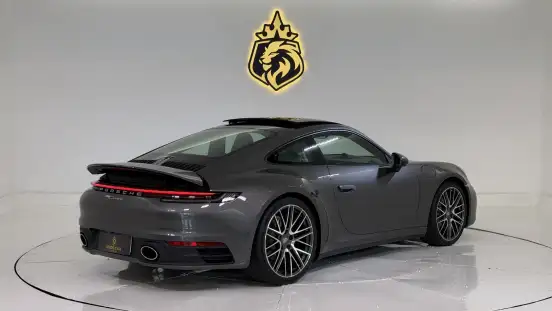 PORSCHE-911-2024