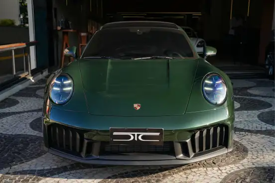 PORSCHE-911-2025