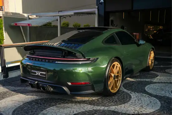 PORSCHE-911-2025
