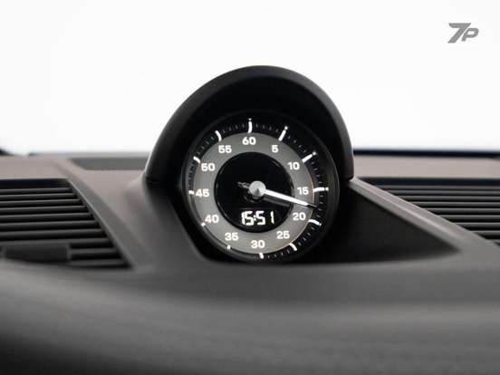 PORSCHE-911-2024