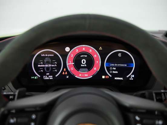 PORSCHE-911-3.6 24V H6 T-HYBRID CARRERA GTS PDK PORSCHE-911-2025