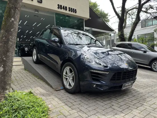 PORSCHE-MACAN-2015