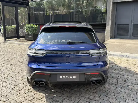 PORSCHE-MACAN-2025