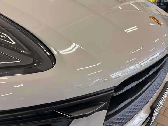 PORSCHE-MACAN-2025