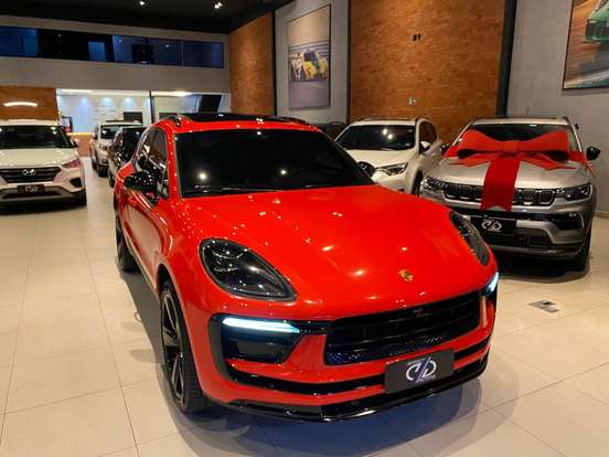 PORSCHE-MACAN-2023