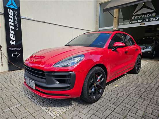 PORSCHE-MACAN-2021