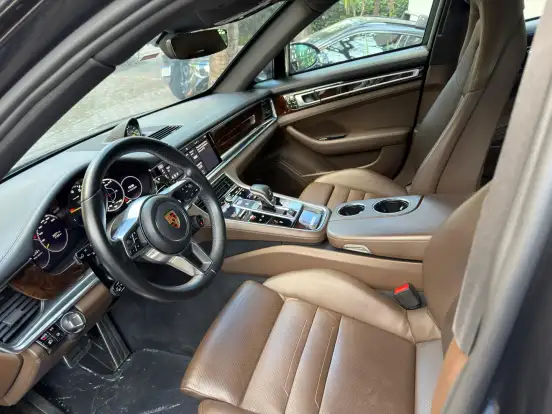 PORSCHE-PANAMERA-2.9 V6 E-HYBRID 4 EXECUTIVE PDK PORSCHE-PANAMERA-2018