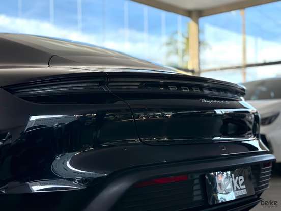PORSCHE-TAYCAN-4S ELÉTRICO PORSCHE-TAYCAN-2020