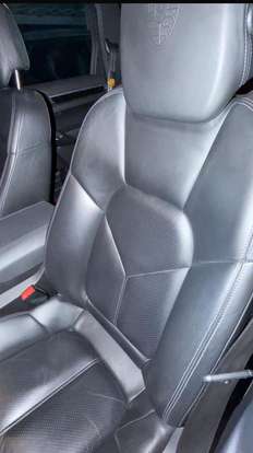 PORSCHE-CAYENNE-2011