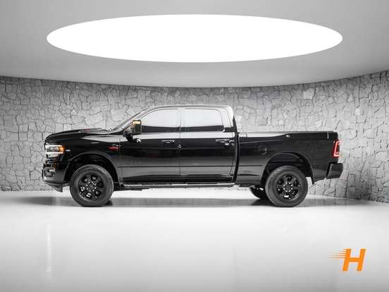 RAM-1500-5.7 V8 GASOLINA LIMITED CD 4X4 AUTOMÁTICO RAM-1500-2023