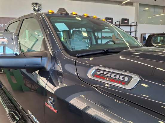 RAM-2500-6.7 I6 TURBO DIESEL LARAMIE CD 4X4 AUTOMÁTICO RAM-2500-2026