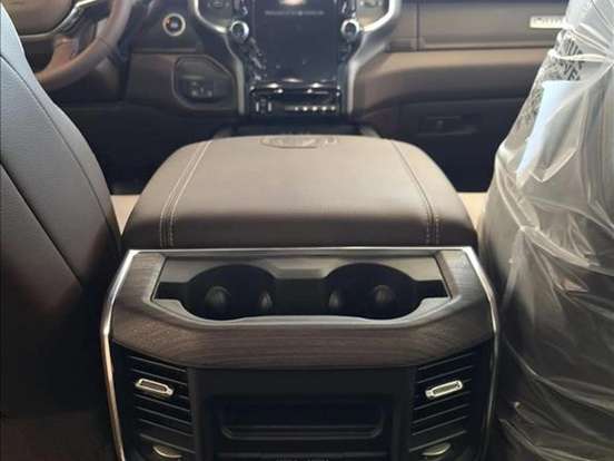 RAM-2500-6.7 I6 TURBO DIESEL LARAMIE CD 4X4 AUTOMÁTICO RAM-2500-2026