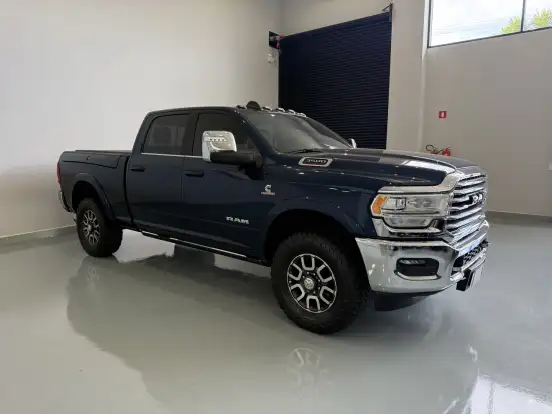 RAM-3500-6.7 I6 TURBO DIESEL LIMITED LONGHORN CD 4X4 AUTOMÁTICO RAM-3500-2023
