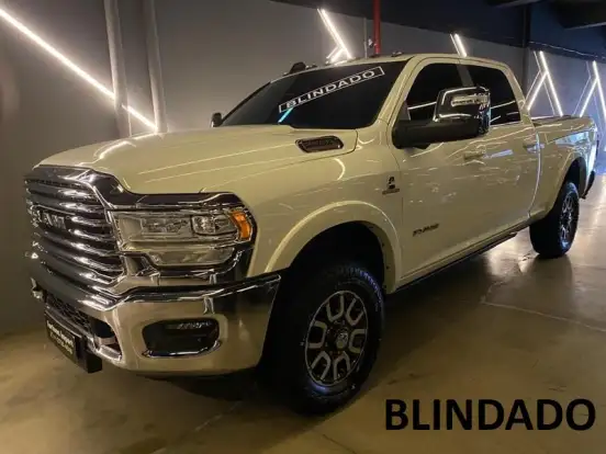 RAM-3500-6.7 I6 TURBO DIESEL LIMITED LONGHORN CD 4X4 AUTOMÁTICO RAM-3500-2023
