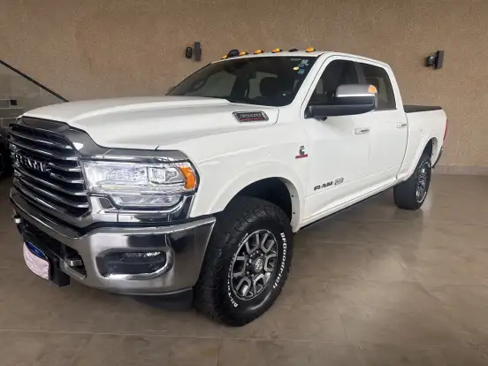 RAM-3500-6.7 I6 TURBO DIESEL LIMITED LONGHORN CD 4X4 AUTOMÁTICO RAM-3500-2022