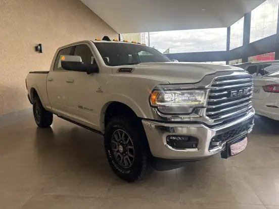RAM-3500-6.7 I6 TURBO DIESEL LIMITED LONGHORN CD 4X4 AUTOMÁTICO RAM-3500-2022