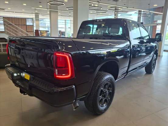 RAM-3500-6.7 I6 TURBO DIESEL LARAMIE NIGHT EDITION CD 4X4 AUTOMÁTICO RAM-3500-2026