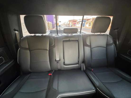 RAM-3500-6.7 I6 TURBO DIESEL LARAMIE NIGHT EDITION CD 4X4 AUTOMÁTICO RAM-3500-2025