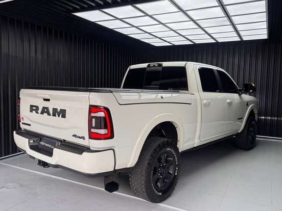 RAM-3500-6.7 I6 TURBO DIESEL LARAMIE NIGHT EDITION CD 4X4 AUTOMÁTICO RAM-3500-2022