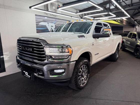 RAM 3500 6.7 I6 TURBO DIESEL LIMITED LONGHORN CD 4X4  AUTOMÁTICO