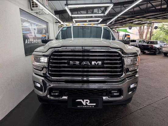 RAM-3500-6.7 I6 TURBO DIESEL LIMITED LONGHORN CD 4X4 AUTOMÁTICO RAM-3500-2024