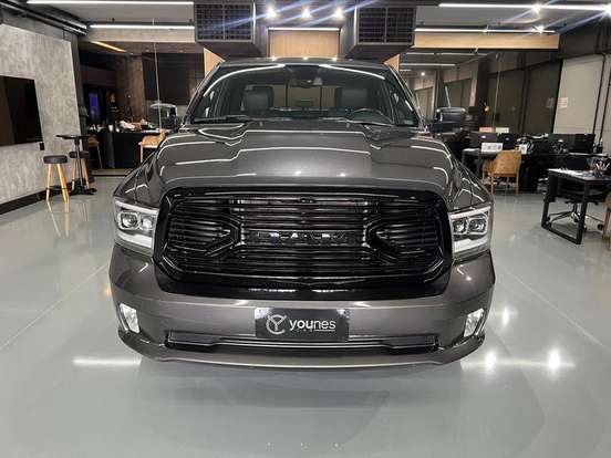 RAM-CLASSIC-5.7 V8 GASOLINA LARAMIE CD 4X4 AUTOMÁTICO RAM-CLASSIC-2023