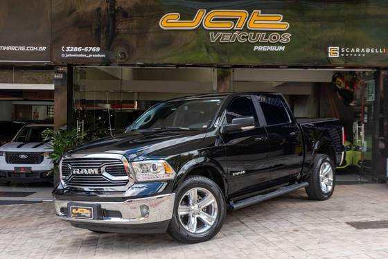 RAM CLASSIC 5.7 V8 GASOLINA LARAMIE CD 4X4 AUTOMÁTICO